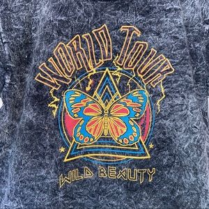 World Tour Wild Beauty Tie Dye Graphic Band Tee S